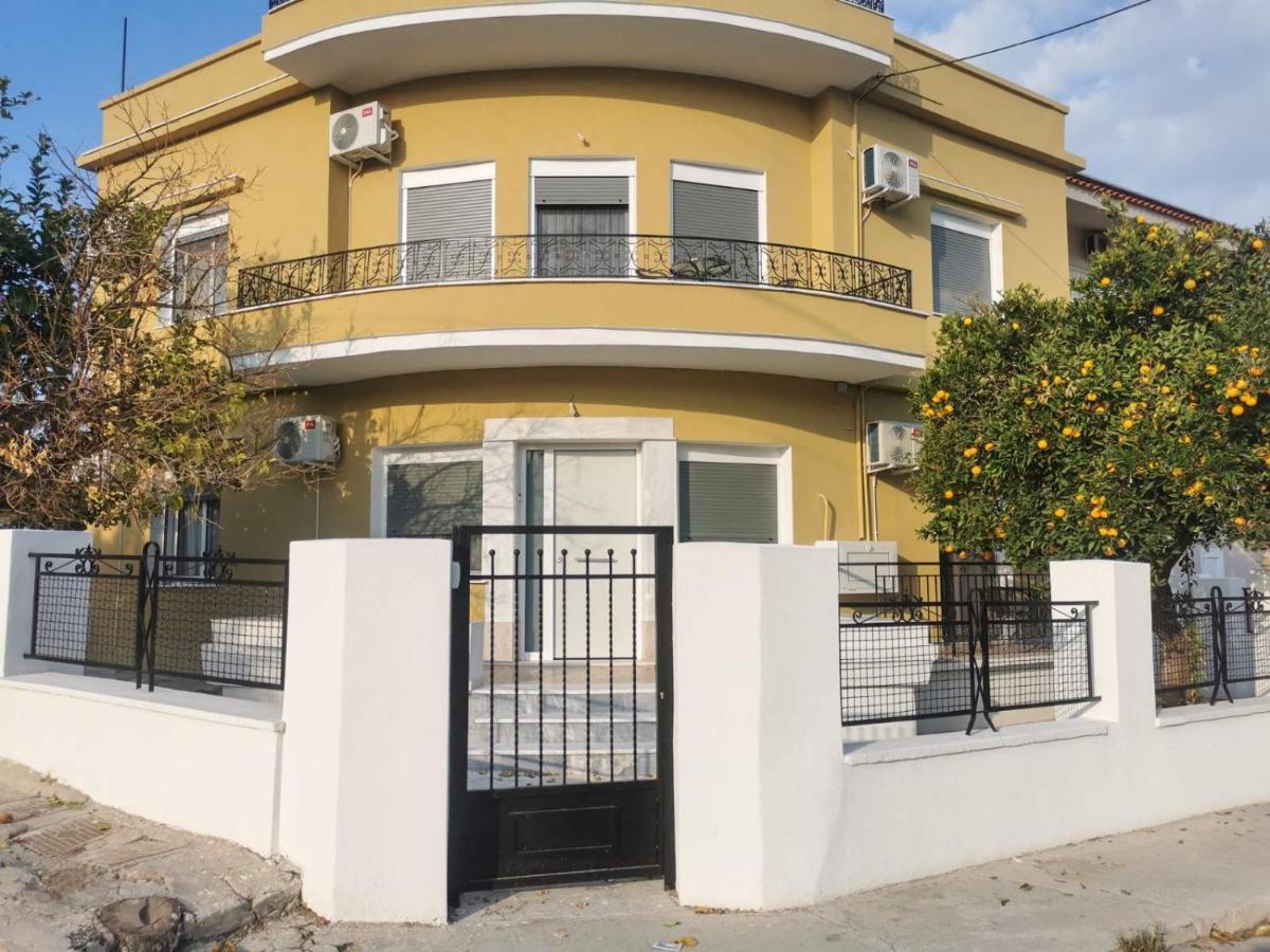 Rodies Apartment Chalkida Luaran gambar